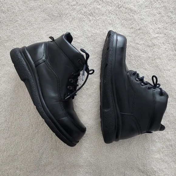 Red Wing Shoes | Shoes | Red Wing Safety Toe Chukka Boots  display picture 3